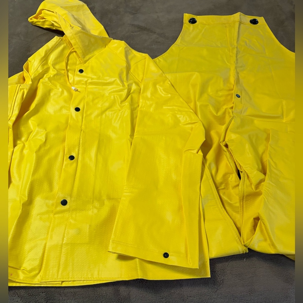 Bright Yellow Rain Suit for Men/Women Waterproof Sz L